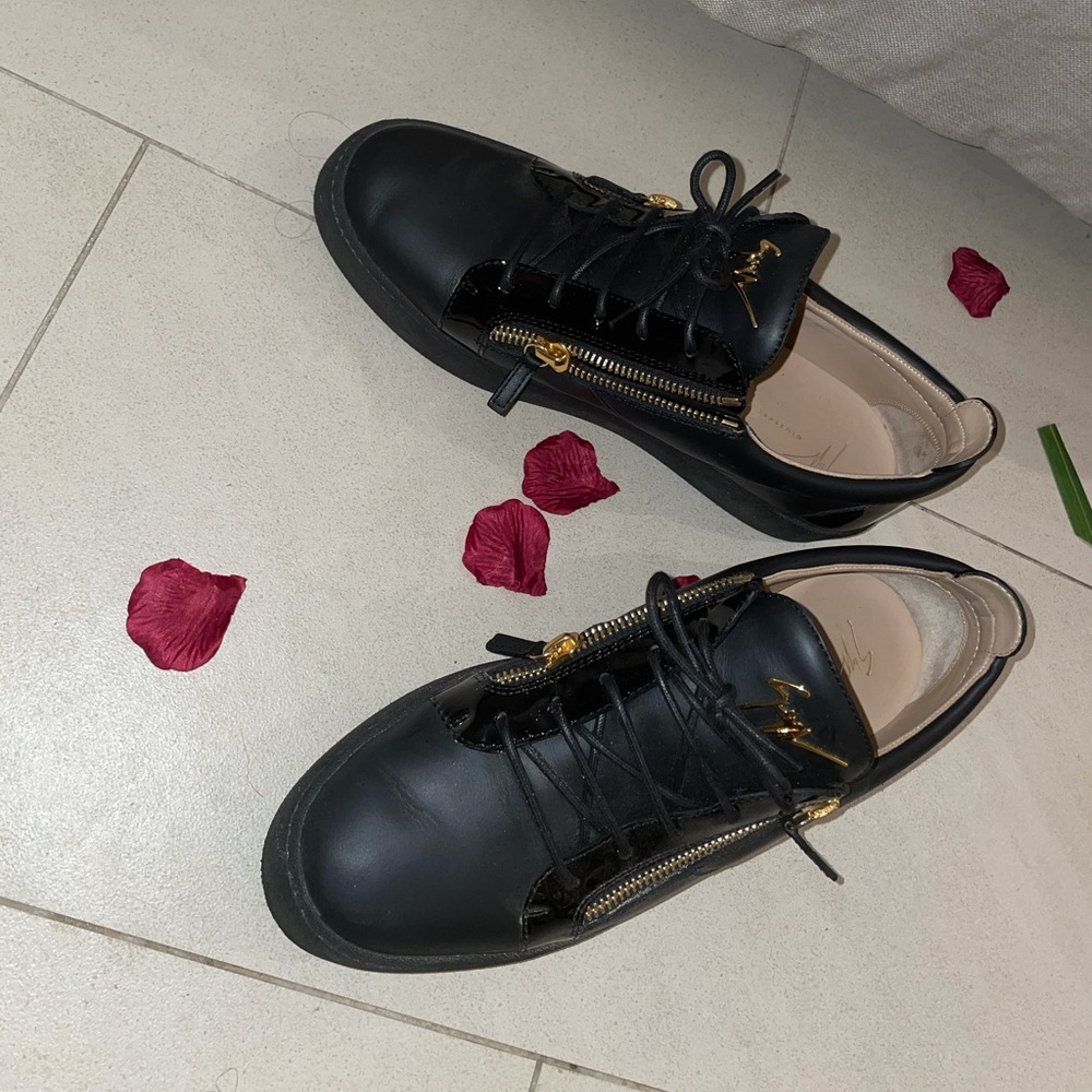 Giuseppe zanotti size 46 IT (12) men US